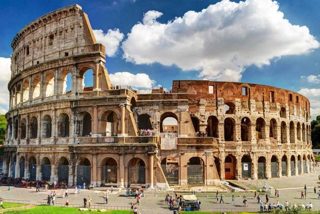 Appartamento La Papessa Del Colosseo Roma